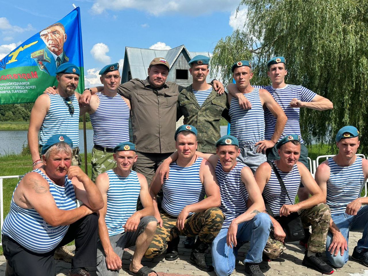 Климовское братство десантников отмечает праздник
