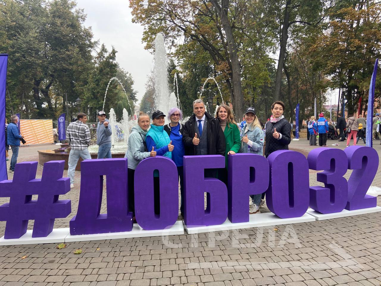 В сквере Карла Маркса в Брянске проходит фестиваль