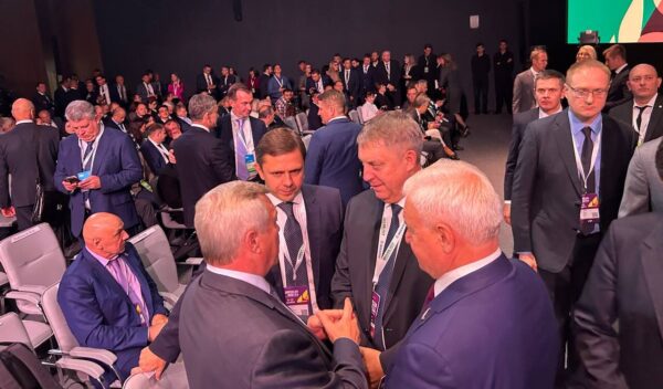 Губернатор Брянской области принял участие в пленарном заседании «Российский агропром – 2030: пути достижения технологического лидерства»