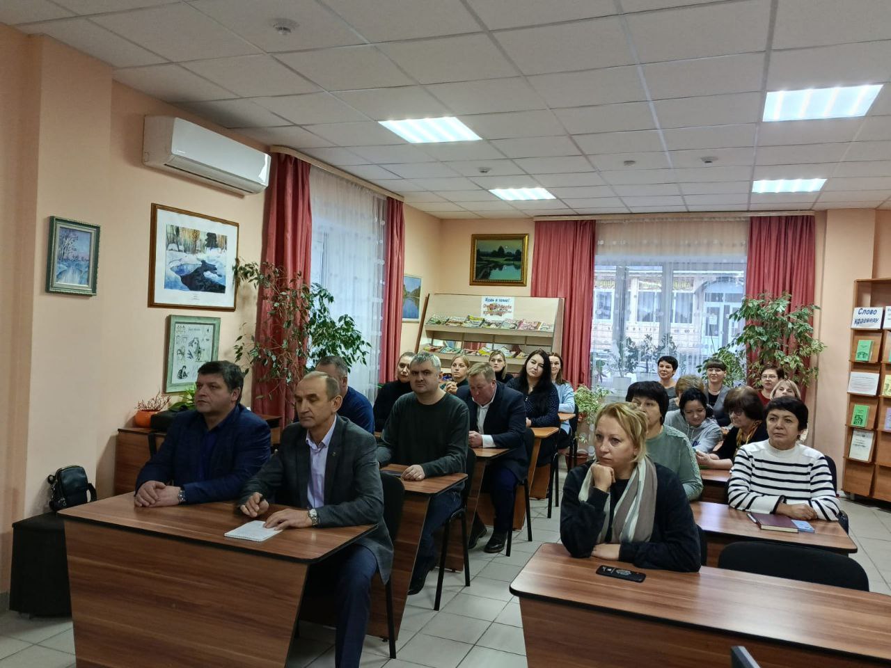 В Климовском районе завершилась трансляция заседания Брянской областной Думы