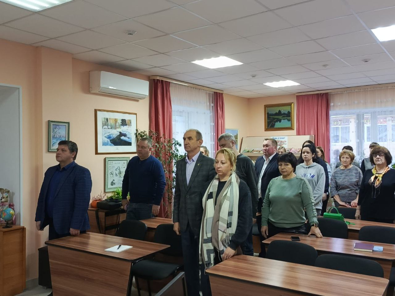 Заместитель председателя Климовского районного Совета народных депутатов — Н.Г. Шаньков высказал своё мнение о принятии областного бюджета