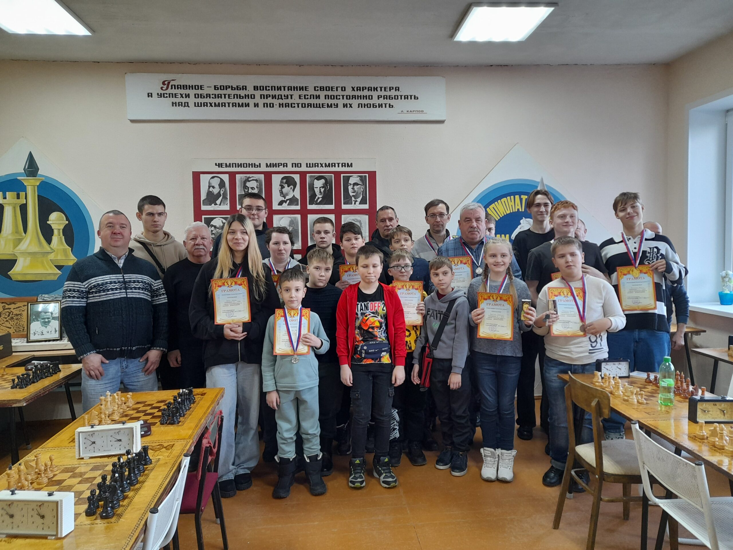 В клубе «Дебют» Межпоселенческого Дома культуры прошли соревнования тремя возрастными группами