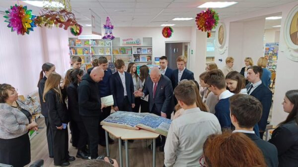 В библиотеке Брянска состоялась встреча с космонавтом Виктором Афанасьевым