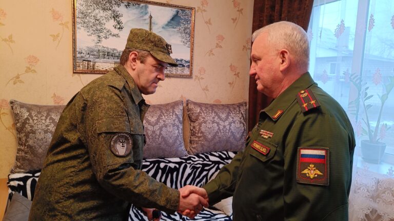 Участнику СВО, жителю Новозыбкова вручили орден Мужества