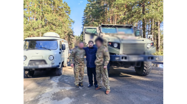 Брянский священник передал гуманитарную помощь в автобат группировки «Север»