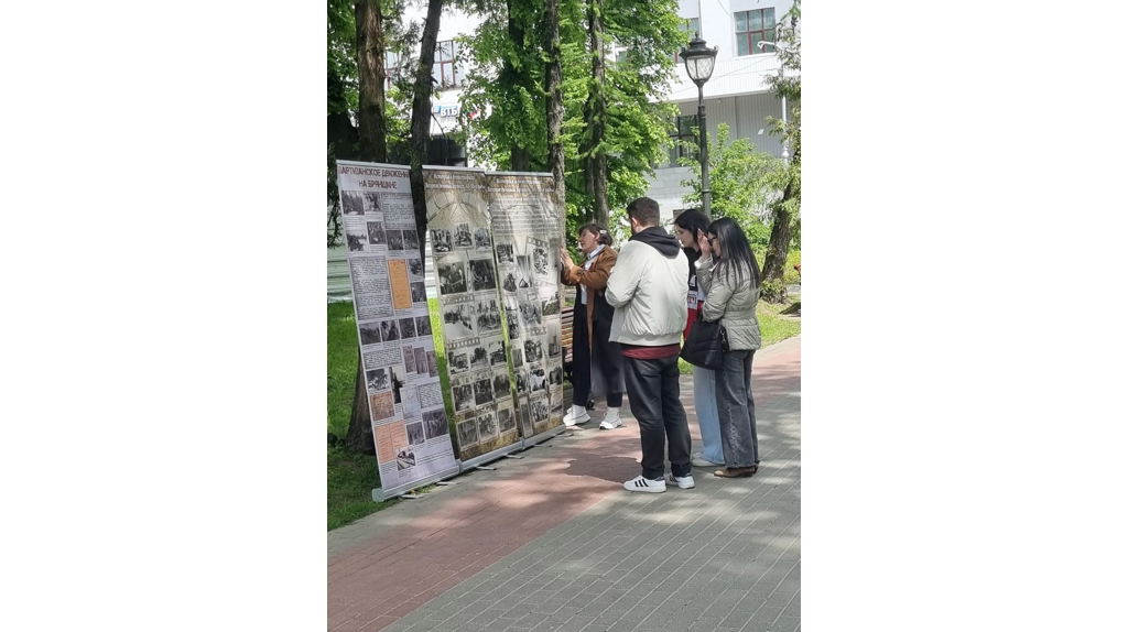 В Брянске работает  передвижная стендовая выставка «Написано войной»