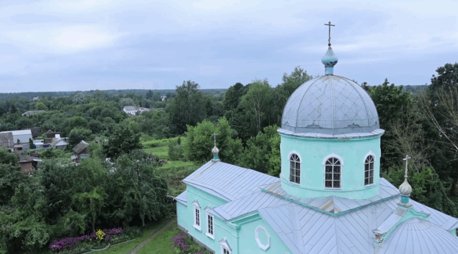За восстановление уникального храма в Злынке взялись юрист и резчик