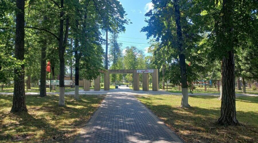 В брянской Жуковке появились новые благоустроенные общественные пространства