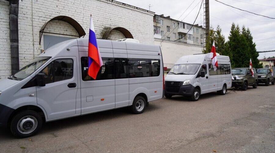 Росгвардия подарила служебный автотранспорт брянскому Центру спецназначения «Защита»
