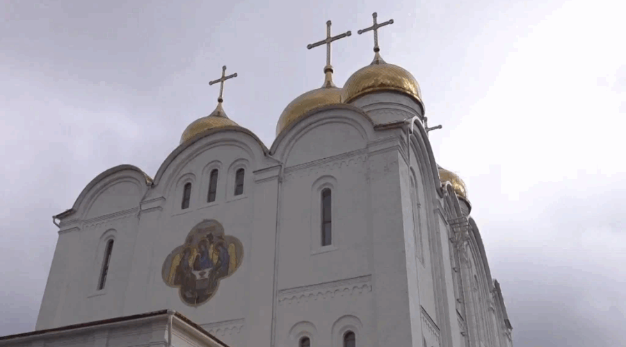 Сегодня православные брянцы отмечают Воздвижение Креста Господня