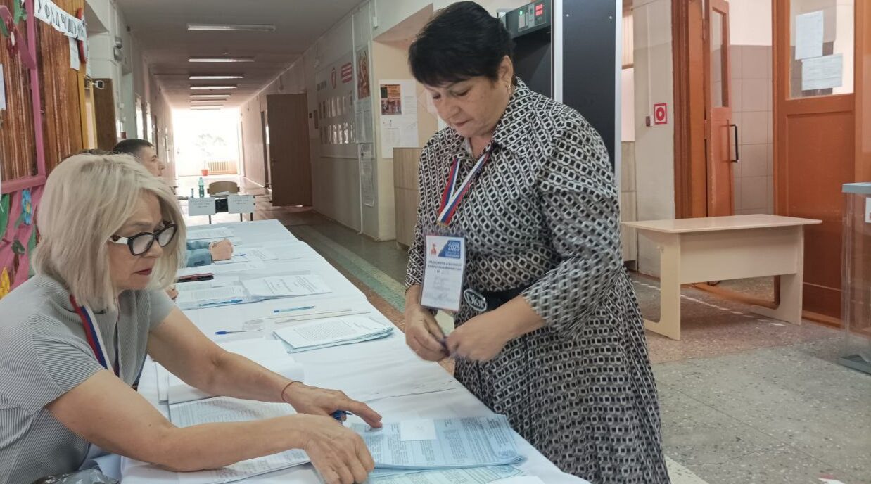 Председатель УИК в посëлке Климово рассказала о ходе голосования на участке