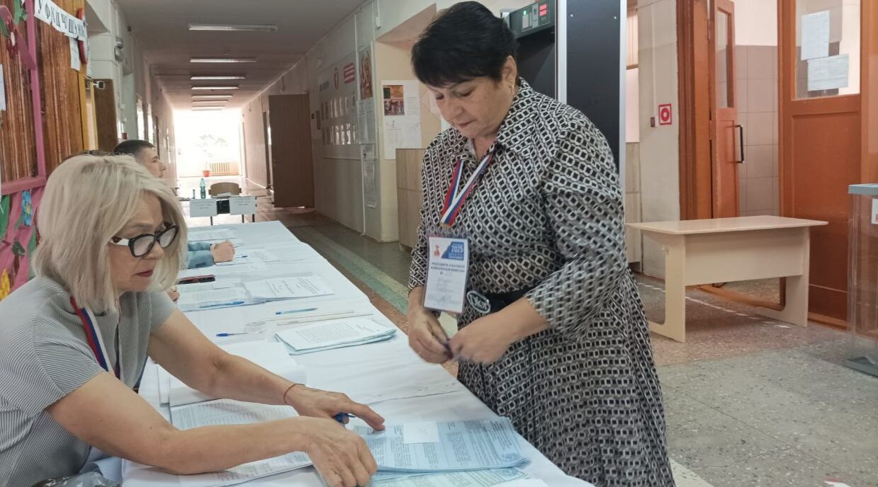 Председатель УИК в посëлке Климово рассказала о ходе голосования на участке