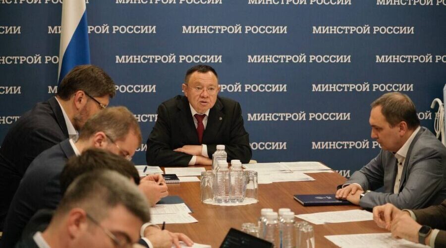 Губернатор принял участие в совещании по подготовке отопительного сезона в приграничных регионах