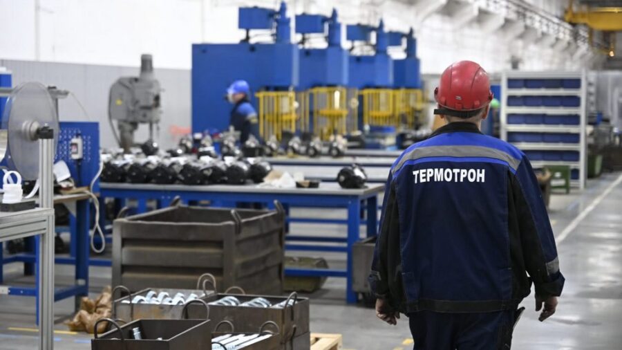 Александр Богомаз и Олег Матыцин посетили брянский ООО «Термотрон-завод»