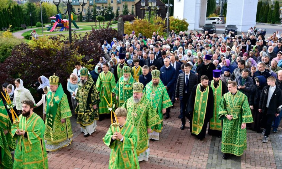 Губернатор Брянской области Александр Богомаз убежден, что вера — духовный оплот нашего народа