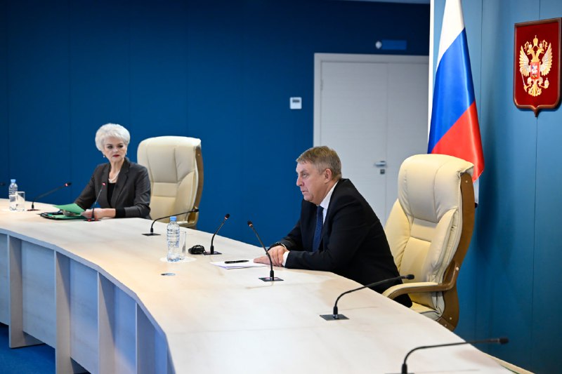 Состоялась уже пятая прямая линия, ответил на ваши вопросы.