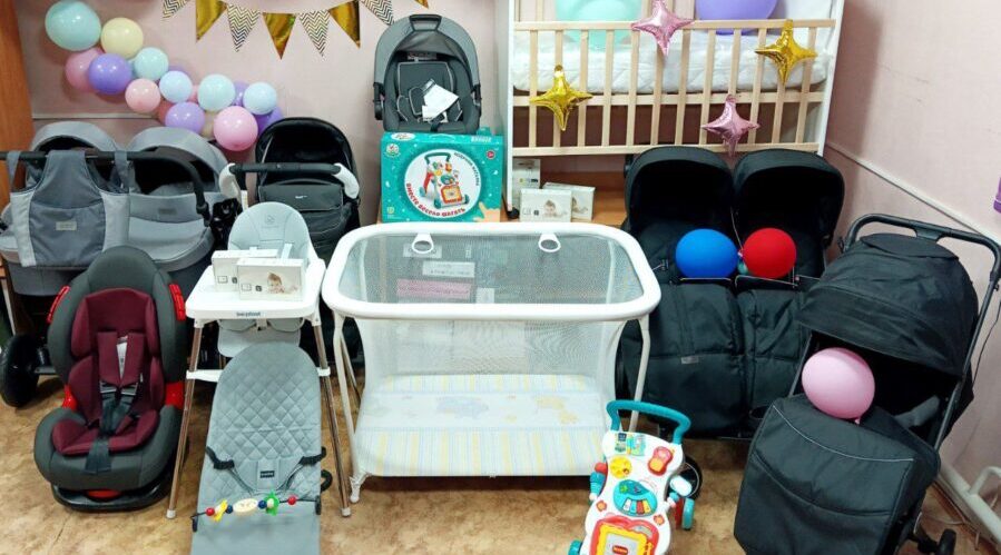 Пункт проката помогает климовским семьям