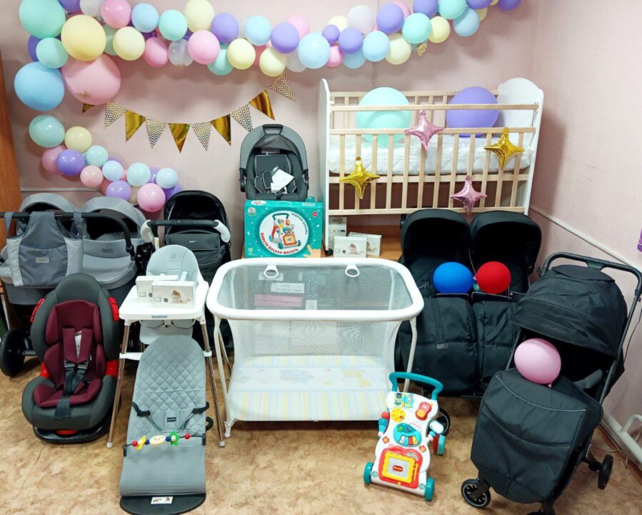 Пункт проката помогает климовским семьям