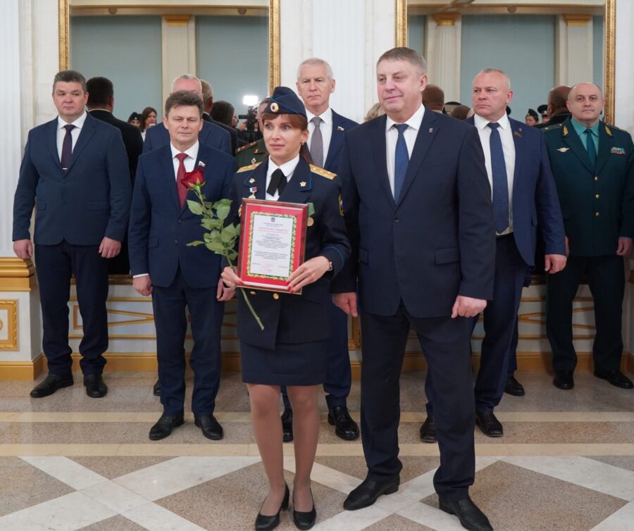 Александр Богомаз поздравил судебных приставов Брянской области с профессиональным праздником