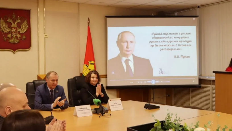 В Брянске премировали лучших работников культуры и искусства