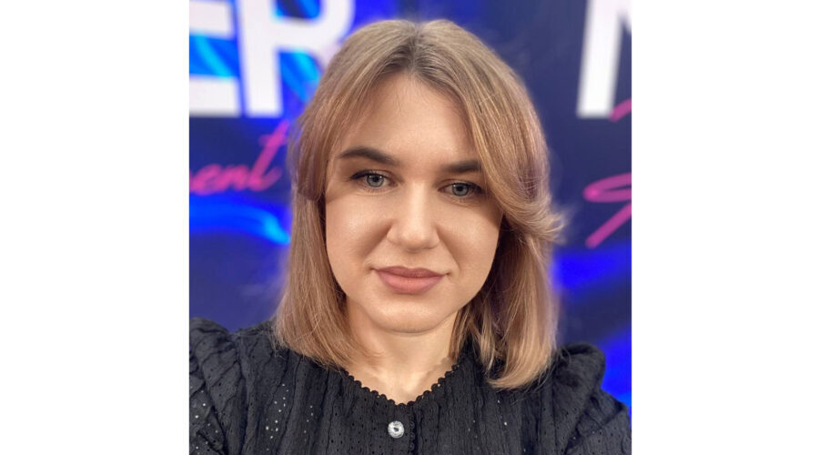 Евгения Савенок адресует пожелания климовчанам