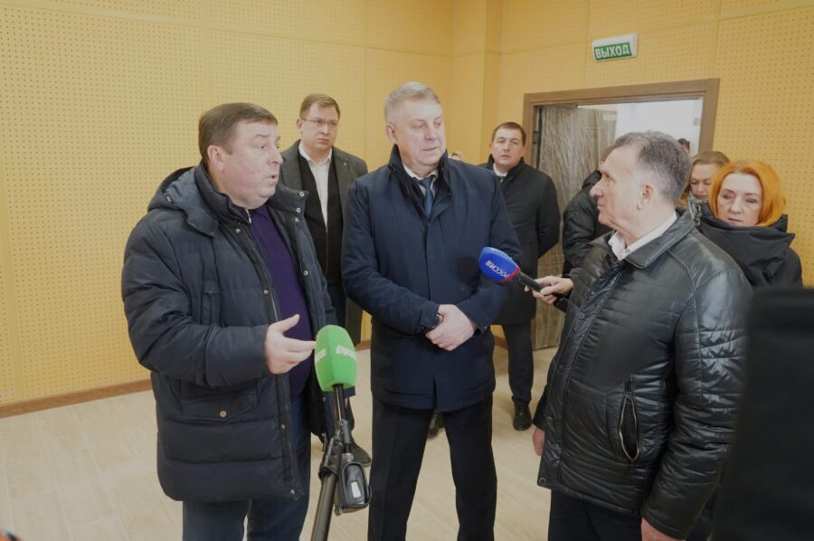 Губернатор Богомаз и ректор Московского университета им. Сеченова посетили брянский филиал