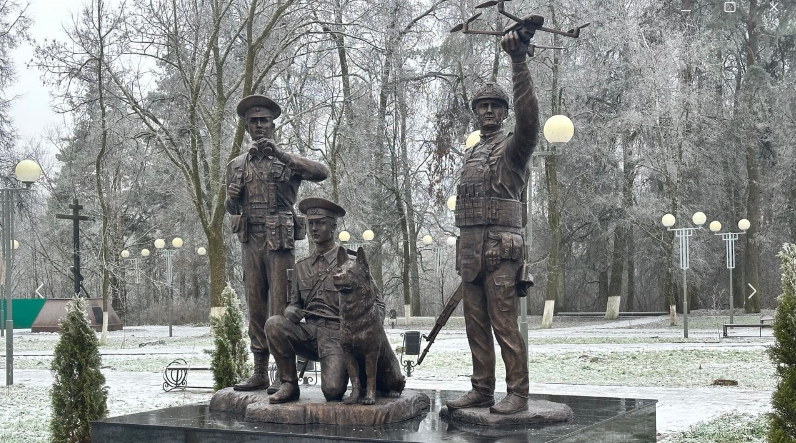 В Брянске появился памятник пограничникам