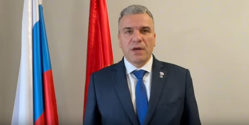 С Днем добровольца сегодня  поздравляют брянских волонтеров