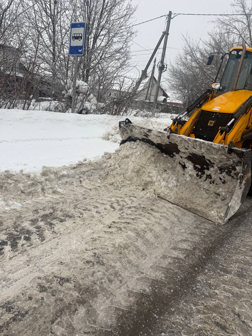 В Брянской области ликвидируют последствия снегопада