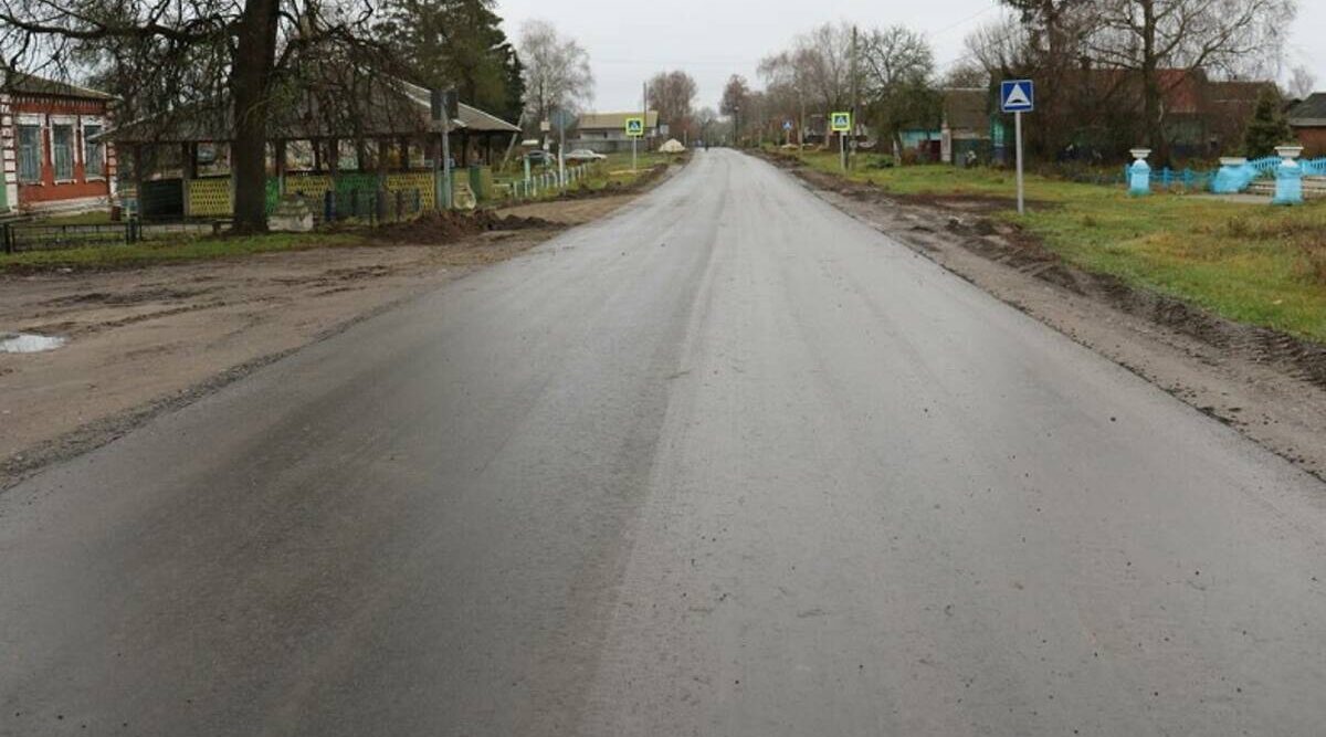 В рамках нацпроекта в Стародубском округе построены и отремонтированы дороги