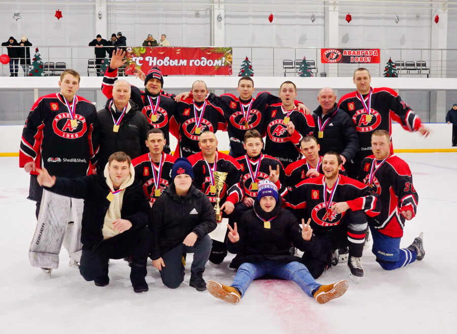 Турнир «Крещенский лёд» собрал хоккейные команды Климовского района