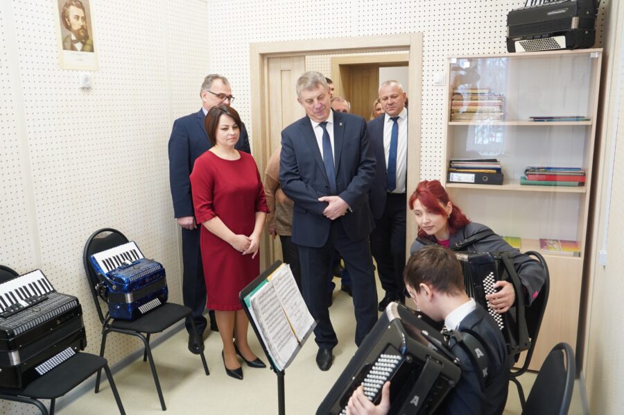 В детской школе искусств №10 Брянска открыли новый корпус