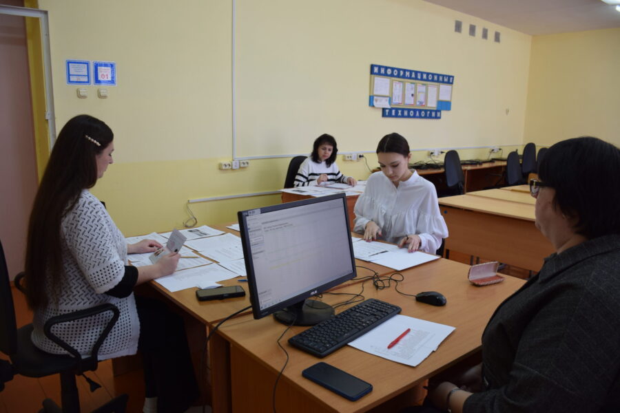 В школах Климовского района прошло итоговое собеседование по русскому языку