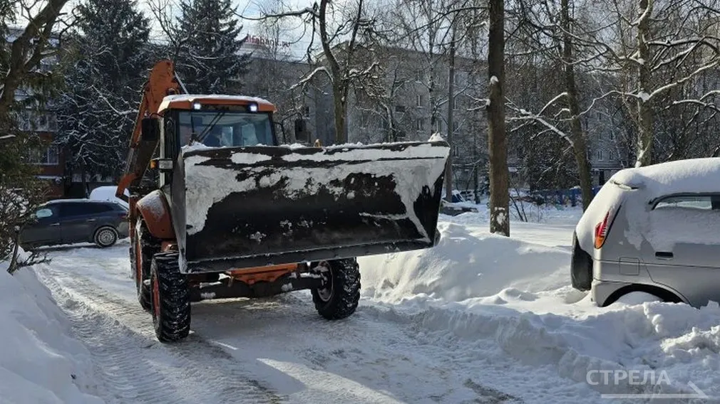 В областном центре за 24 часа убрали почти 3 тонны снега