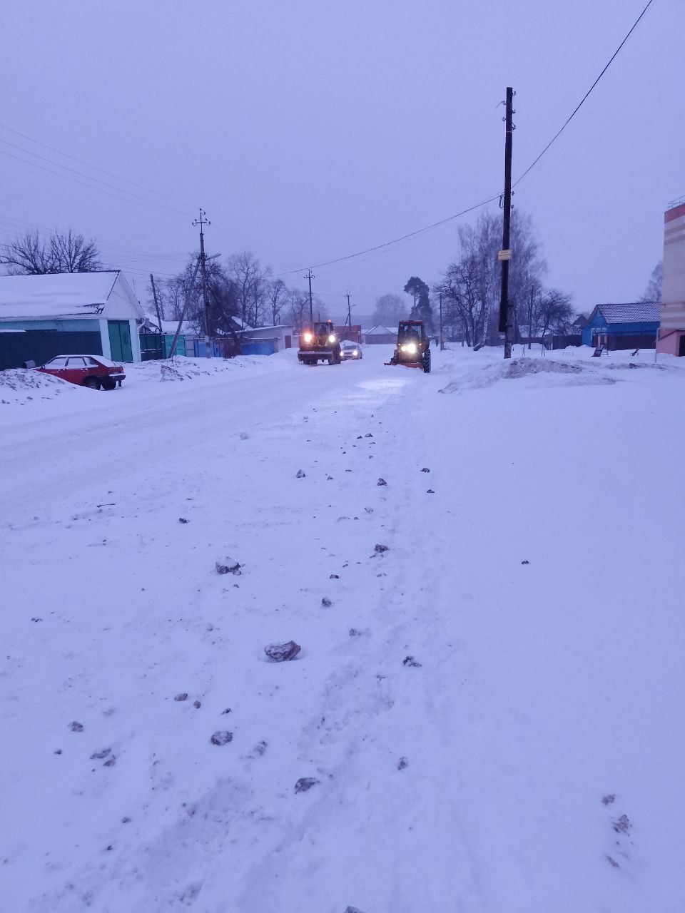 В Климовском районе дорожные и коммунальные службы ведут работы после снегопада
