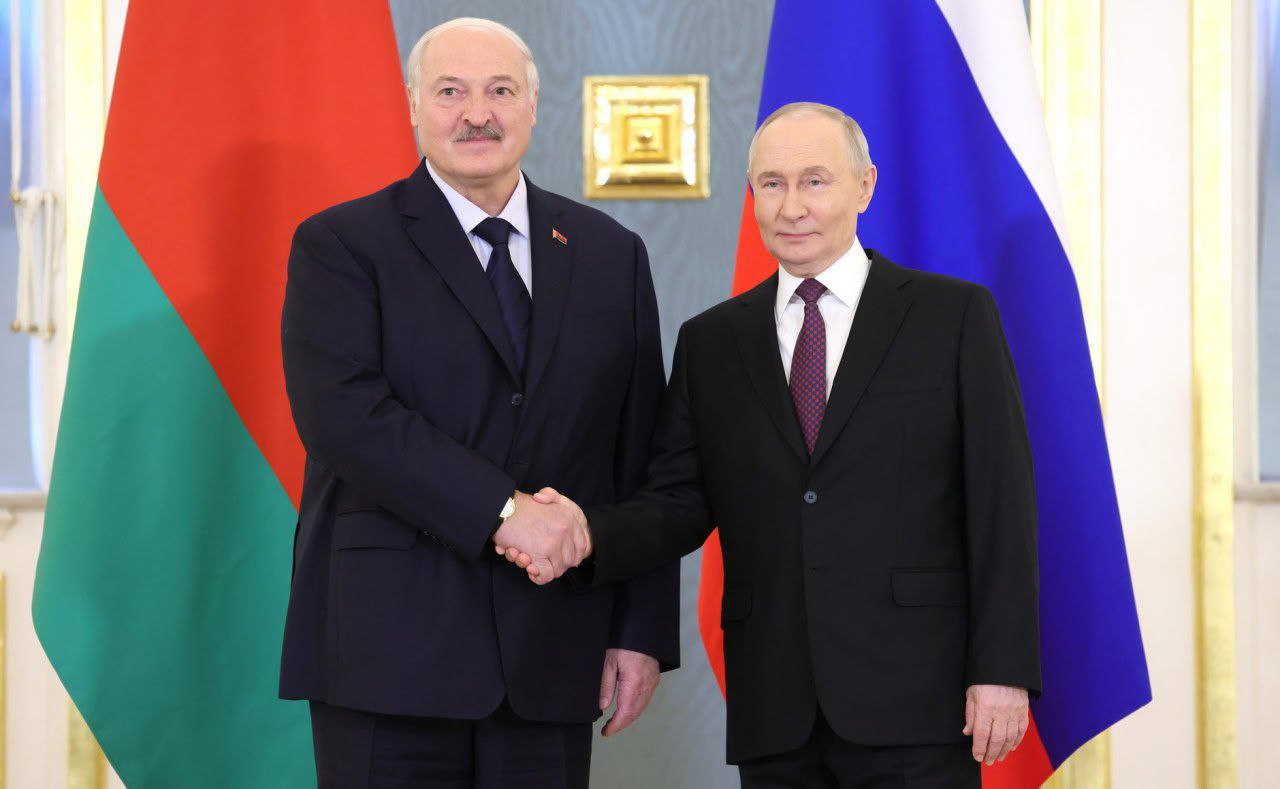 Президент России Владимир Путин и Президент Беларуси Александр Лукашенко встретились в Москве