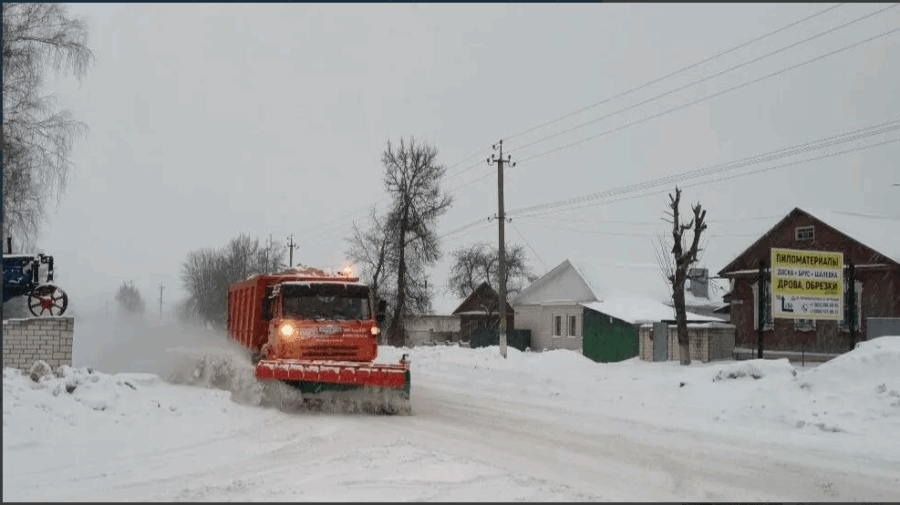В районах Брянщины устраняют последствия ночных осадков