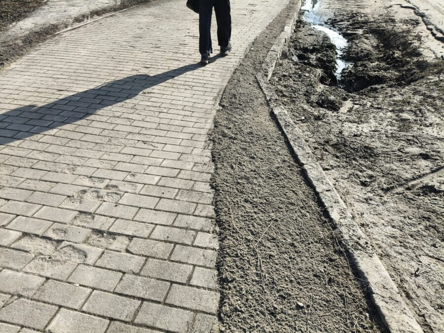 В поселке Климово стартовал ямочный ремонт дорог