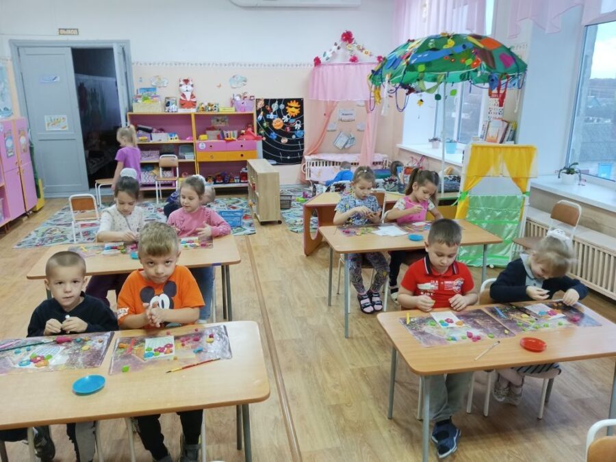 Маленьких климовчан учат быть творческими в детском саду