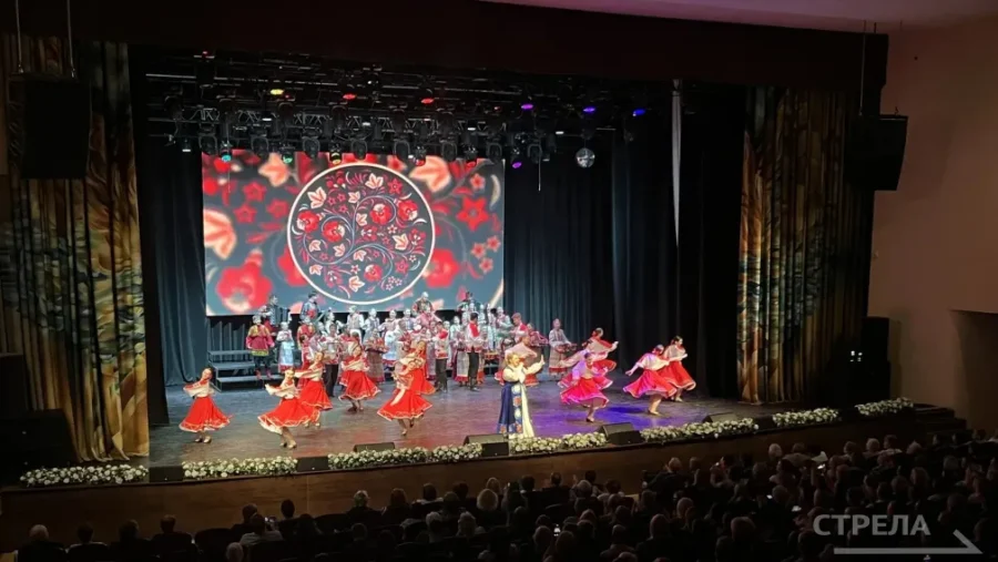 В Брянске прошел концерт, посвященный Дню работника культуры