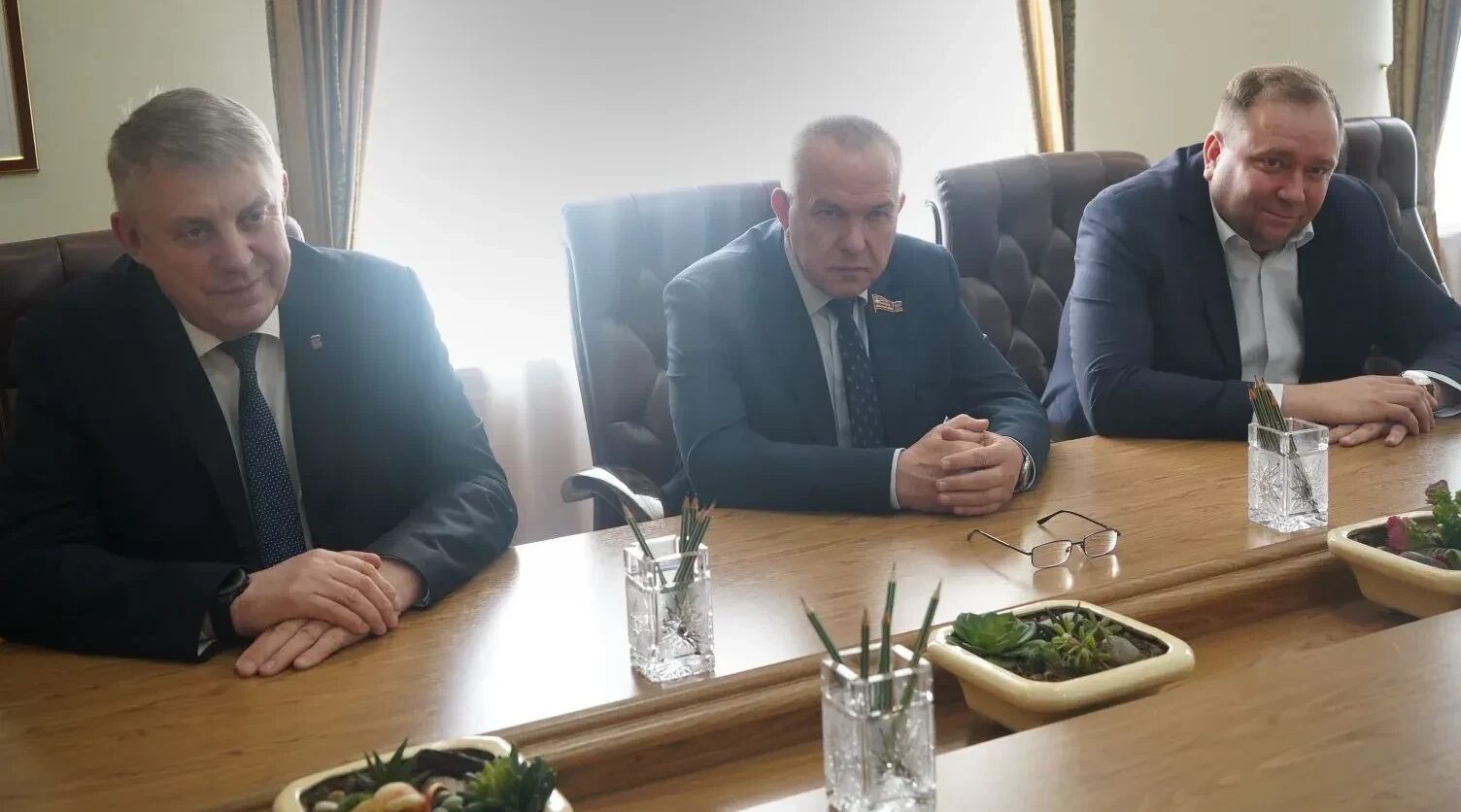 Александр Богомаз рассказал о рабочей встрече