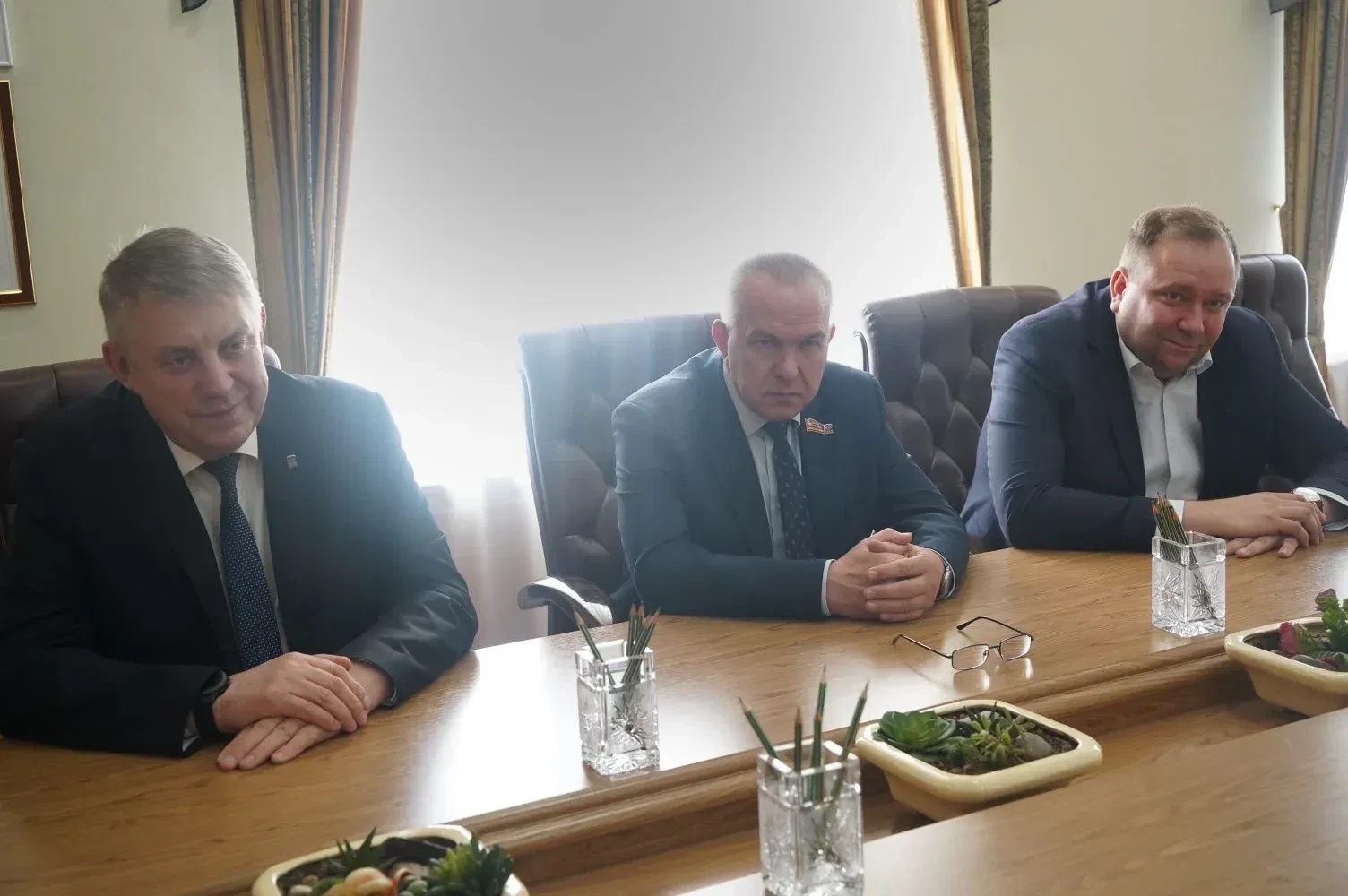 Александр Богомаз рассказал о рабочей встрече