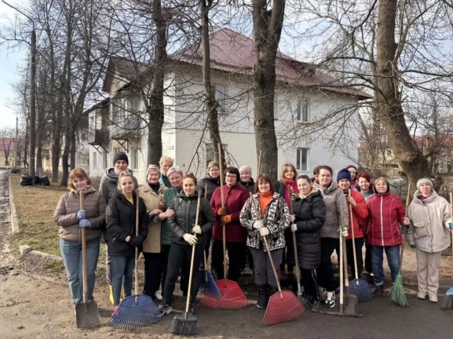4140 человек приняли участие в 1-м общегородском субботнике
