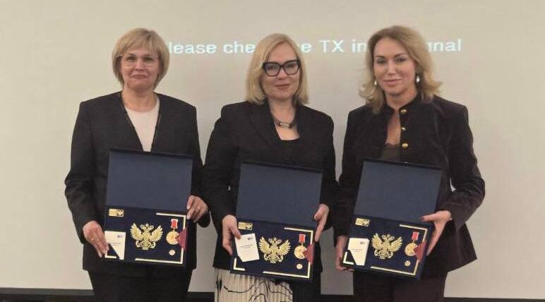 Женщины-руководители трёх приграничных управлений Почты России получили знак «За мужество»