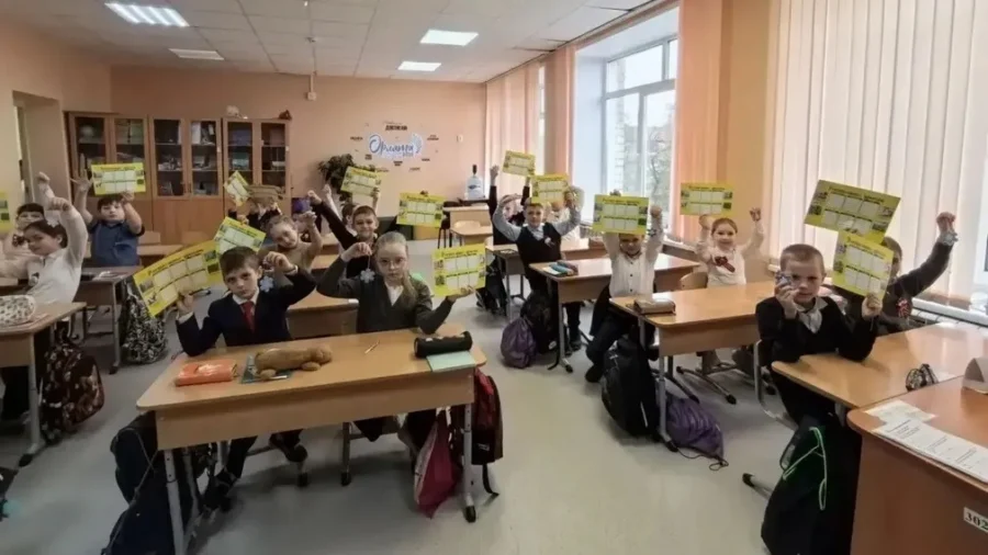 Брянским школьникам рассказали о необходимости соблюдать правила электробезопасности