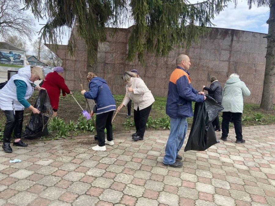 В Стародубском округе состоялся очередной субботник