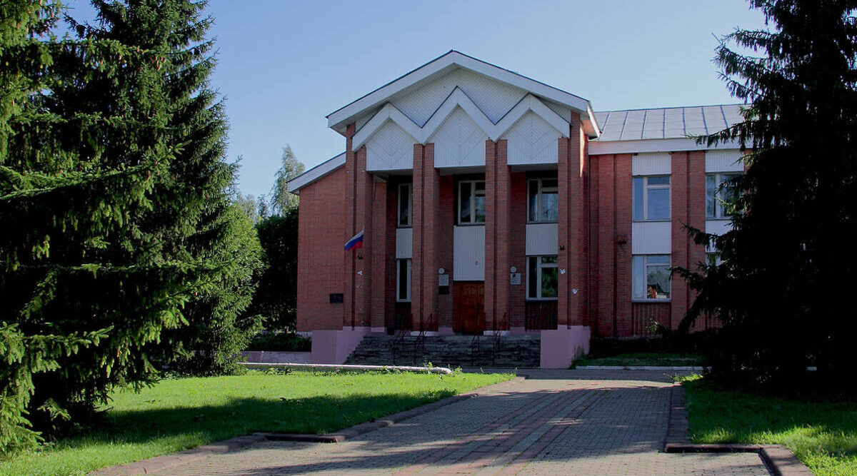 Жители Овстуга инициировали возведение спортплощадки