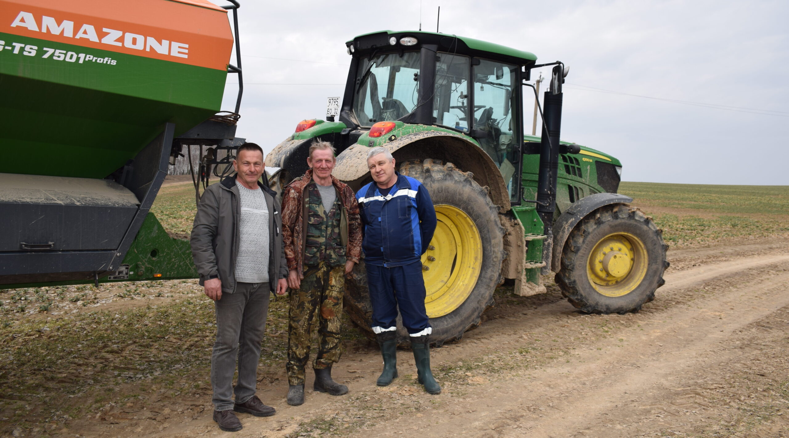 В Климовском районе приступили к подкормке озимых