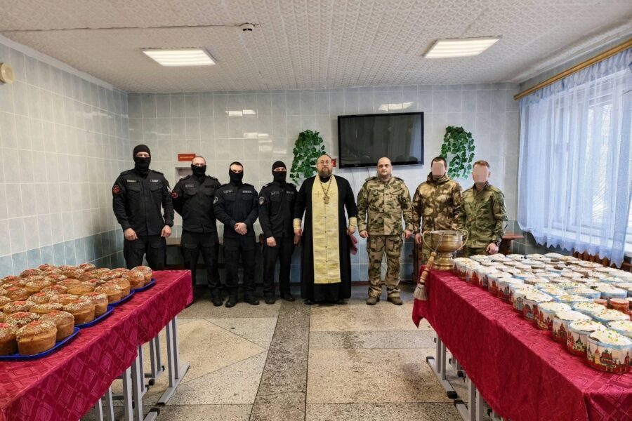 Пасхальные куличи от брянских поваров Росгвардии испекли для бойцов на границе