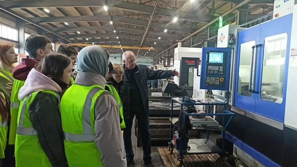 Школьники посетили ООО «Жуковский веломотозавод»